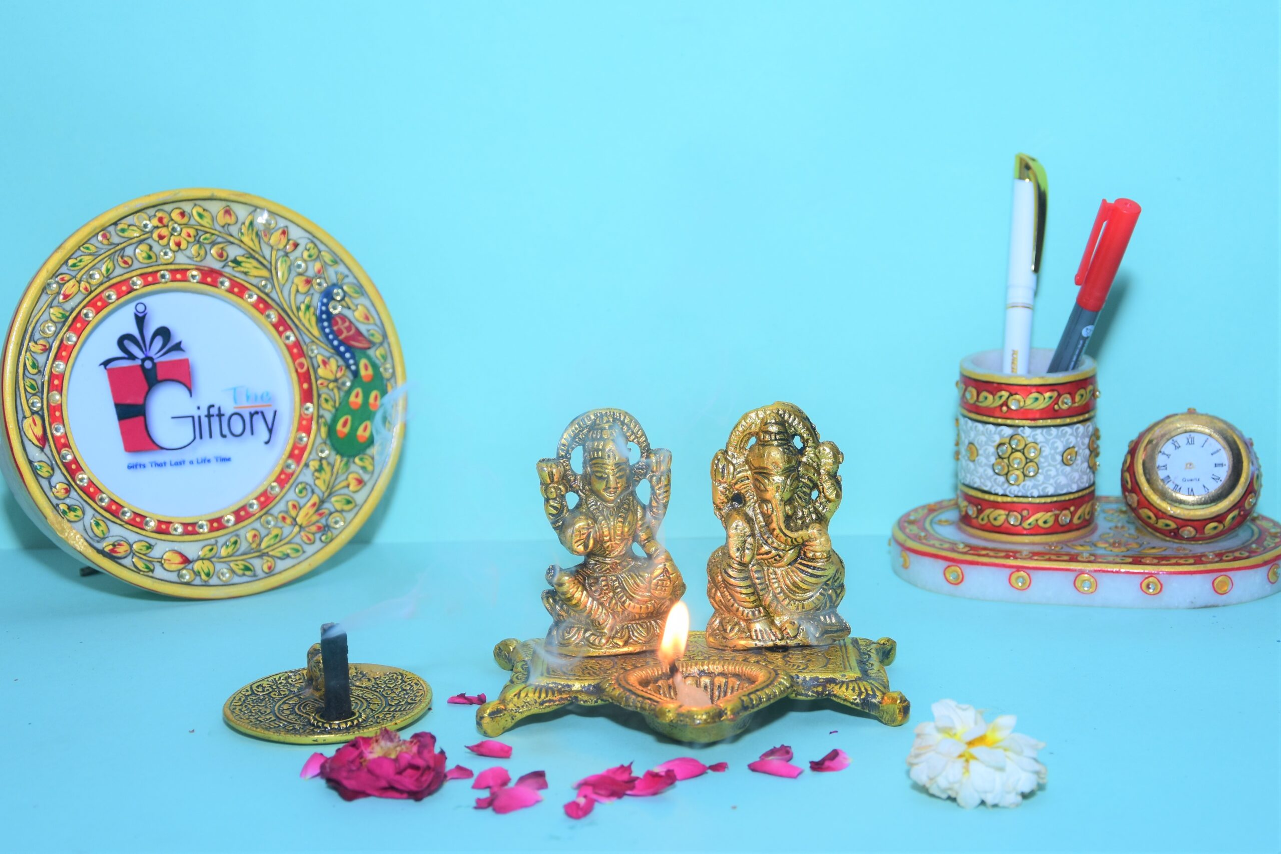 Laxmi Ganesh Statue with Diya, Beautiful Laxmi Ganesh Statue for Diwali Pooja, Dhanteras, Home Décor, Laxmi Ganesh Statue for Home & Office | Diwali Gift Hamper